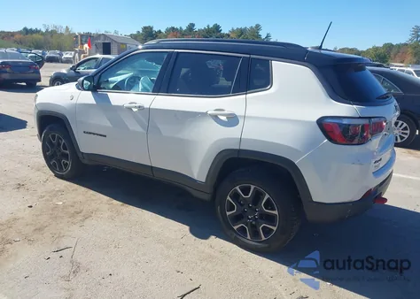 2018 Jeep Compass Trailhawk 4X4 z USA, uszkodzony, nr VIN 3C4NJDDBXJT501522